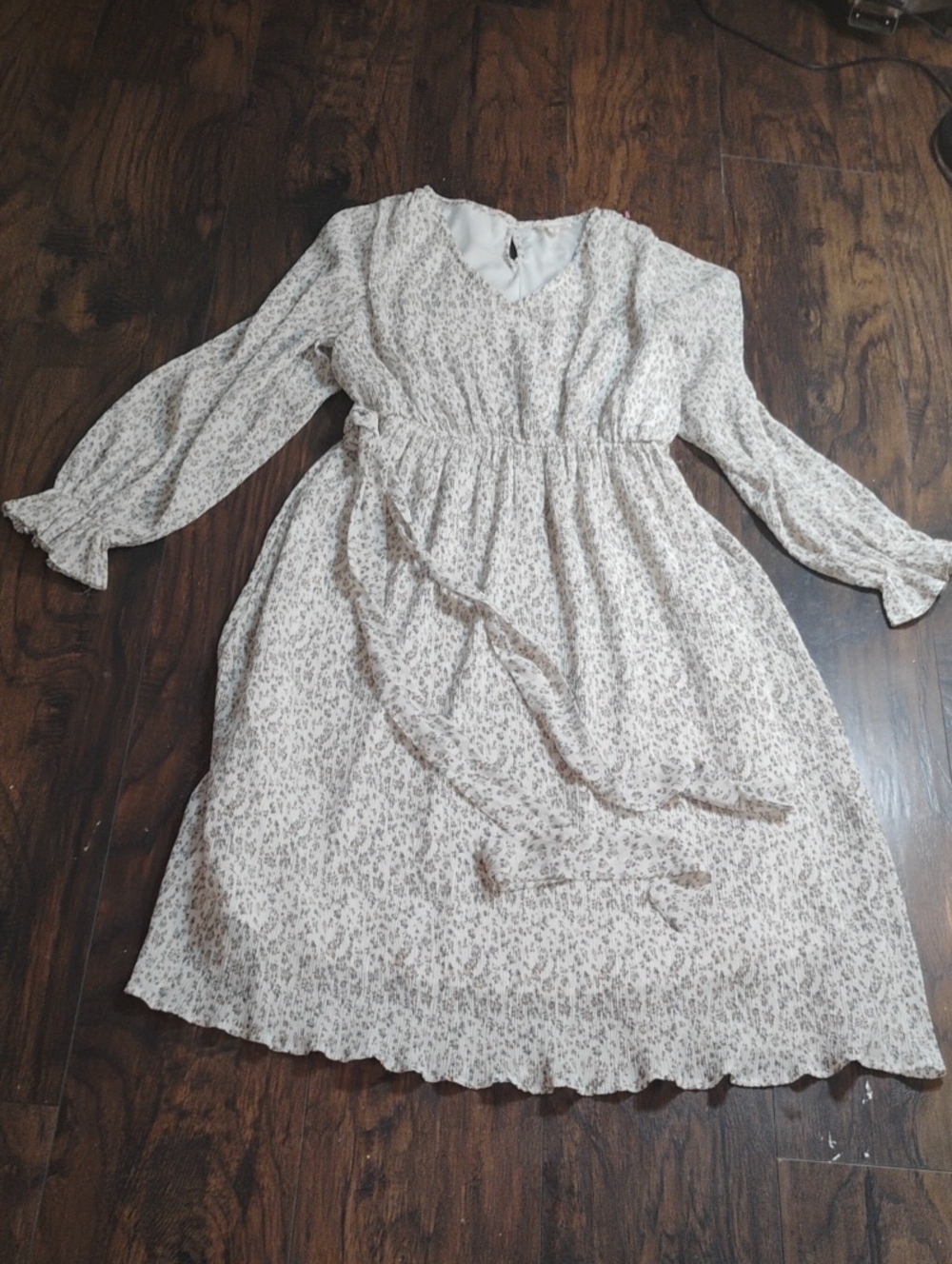 orange creek Cream and Gray Floral Long-Sleeve Dress